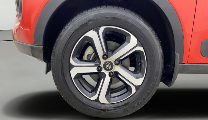 2022 Tata NEXON XZ PLUS SUNROOF DIESEL DUAL TONE, Diesel, Manual, 18,285 km, Left Front Wheel