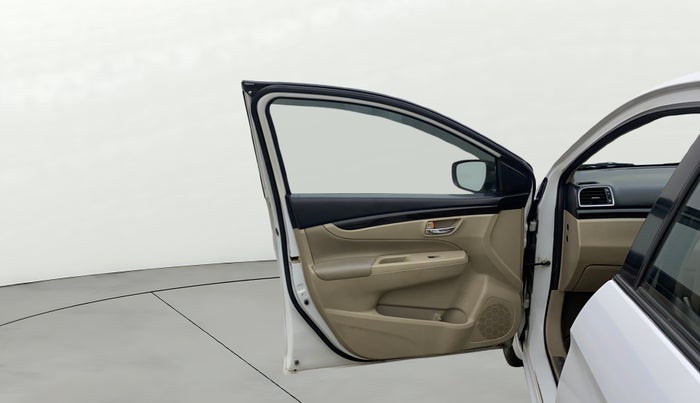 2017 Maruti Ciaz ZETA 1.4  MT PETROL, Petrol, Manual, 1,01,901 km, LHS Front Door