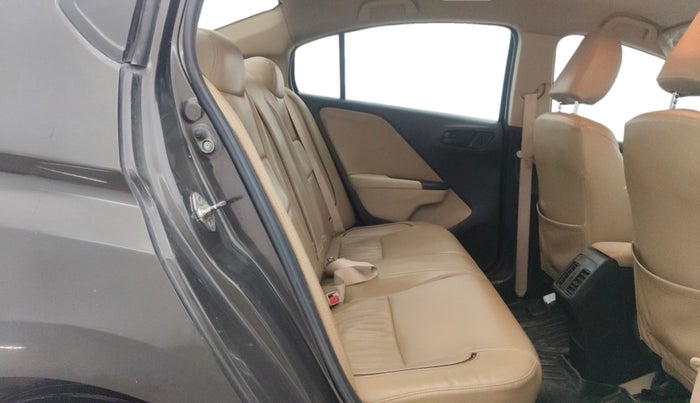 2015 Honda City 1.5L I-VTEC SV, Petrol, Manual, 64,773 km, Right Side Rear Door Cabin