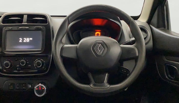 2017 Renault Kwid RXT 1.0 AMT (O), Petrol, Automatic, 99,229 km, Steering Wheel Close Up
