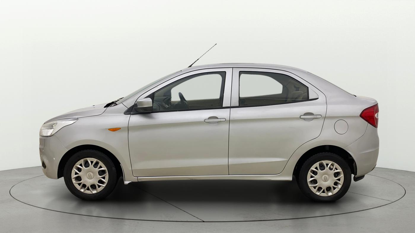 2015 Ford Figo Aspire AMBIENTE 1.2 PETROL, CNG, Manual, 1,08,212 km, Left Side
