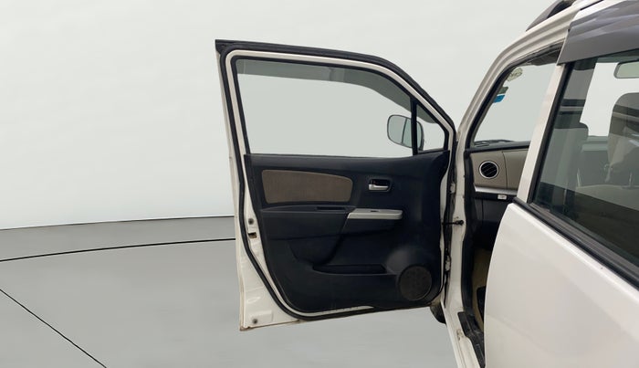 2016 Maruti Wagon R 1.0 LXI CNG, CNG, Manual, 1,04,598 km, LHS Front Door