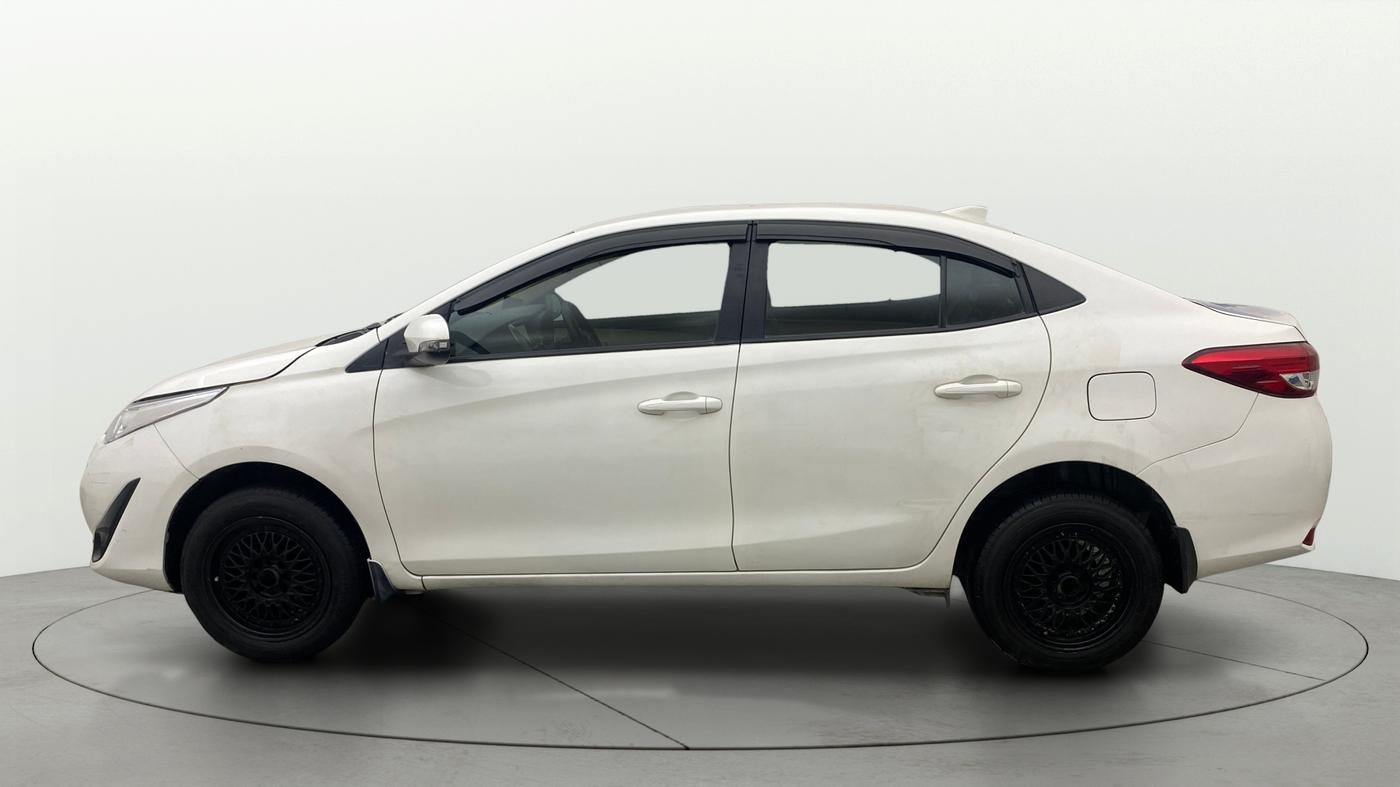 2018 Toyota YARIS G CVT, Petrol, Automatic, 10,000 km, Left Side
