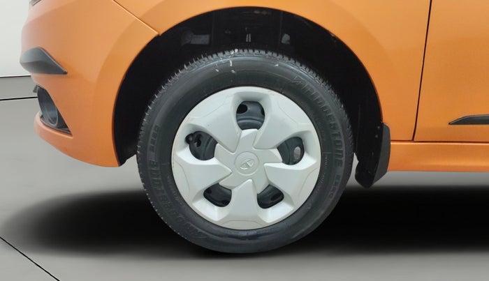 2016 Tata Tiago XT PETROL, Petrol, Manual, 92,082 km, Left Front Wheel