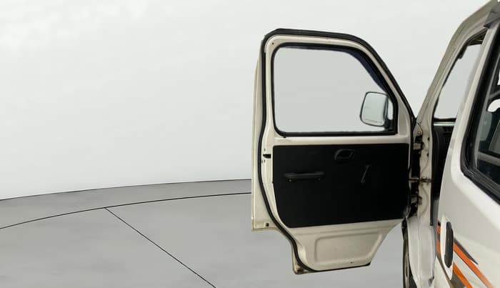2020 Maruti Eeco 5 STR WITH A/C+HTR CNG, CNG, Manual, 67,026 km, LHS Front Door