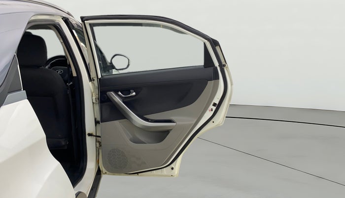 2018 Tata NEXON XZA PLUS DIESEL, Diesel, Automatic, 80,316 km, RHS Rear Door