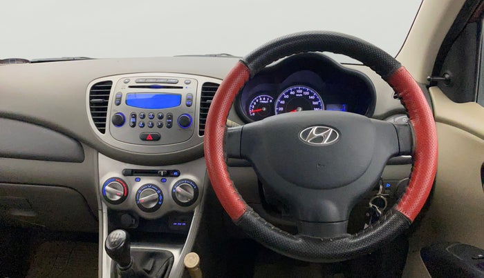 2015 Hyundai i10 SPORTZ 1.1, Petrol, Manual, 55,435 km, Steering Wheel Close Up