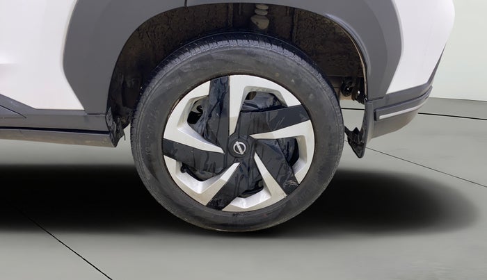 2022 Nissan MAGNITE XL, Petrol, Manual, 31,773 km, Left Rear Wheel