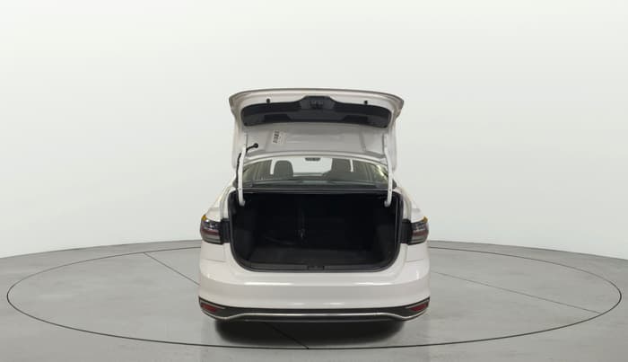 2023 Volkswagen VIRTUS TOPLINE TSI 1.0 MT, Petrol, Manual, 48,614 km, Boot Door Open