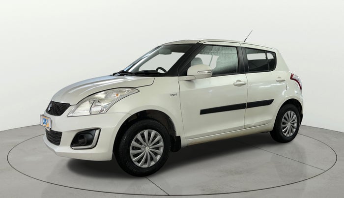 2017 Maruti Swift VXI, CNG, Manual, 59,149 km, Left Front Diagonal