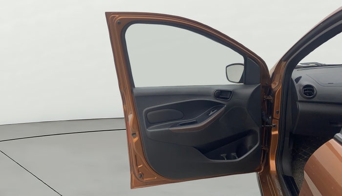 2021 Ford FREESTYLE TITANIUM 1.2 PETROL, Petrol, Manual, 50,210 km, LHS Front Door