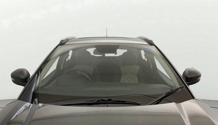 2022 Tata NEXON XM SUNROOF PETROL, Petrol, Manual, 37,635 km, Front Windshield
