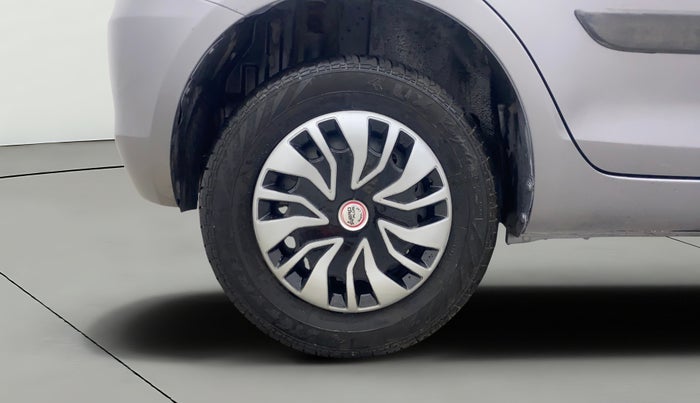 2013 Maruti Swift VDI, Diesel, Manual, 1,28,567 km, Right Rear Wheel