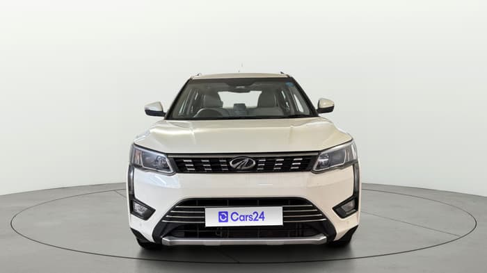 2022 Mahindra XUV300 W8 (O) 1.5 DIESEL, Diesel, Manual, 53,025 km, Front