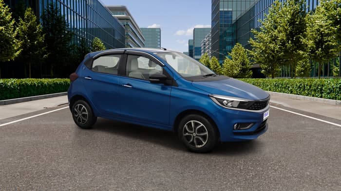 2024 Tata Tiago  XZA Plus CNG, CNG, Automatic, 17,921 km, Right Front Diagonal