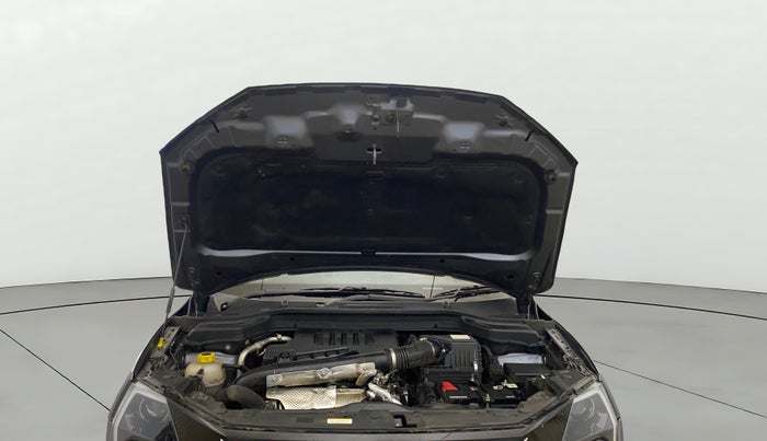 2024 Mahindra XUV 3XO MX3 1.5 Turbo Diesel Autoshift Plus, Diesel, Automatic, 14,405 km, Open Bonet