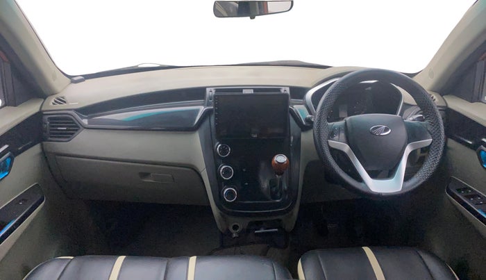 2016 Mahindra Kuv100 K8 D 6 STR, Diesel, Manual, 73,673 km, Dashboard