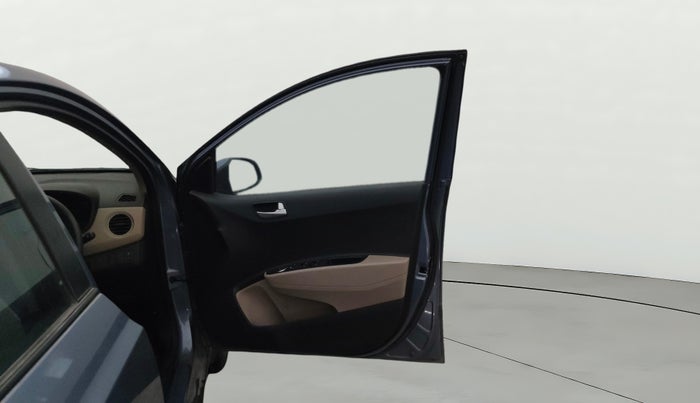 2015 Hyundai Xcent S 1.2, Petrol, Manual, 62,652 km, RHS Front Door