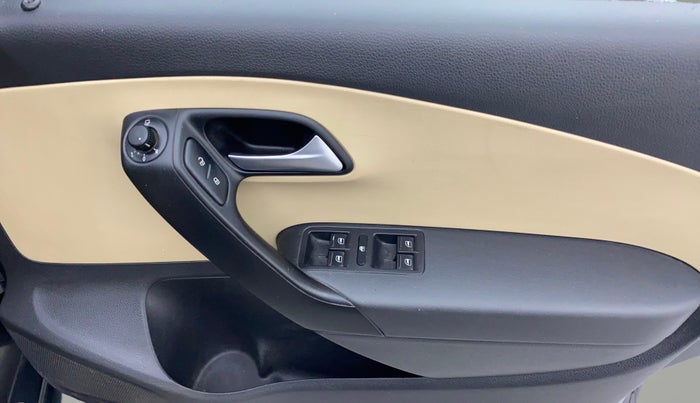 2019 Volkswagen Ameo HIGHLINE PLUS 1.5L AT 16 ALLOY, Diesel, Automatic, 59,455 km, Driver Side Door Panels Control