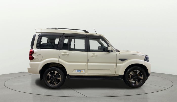 2021 Mahindra Scorpio S9, Diesel, Manual, 82,186 km, Right Side View