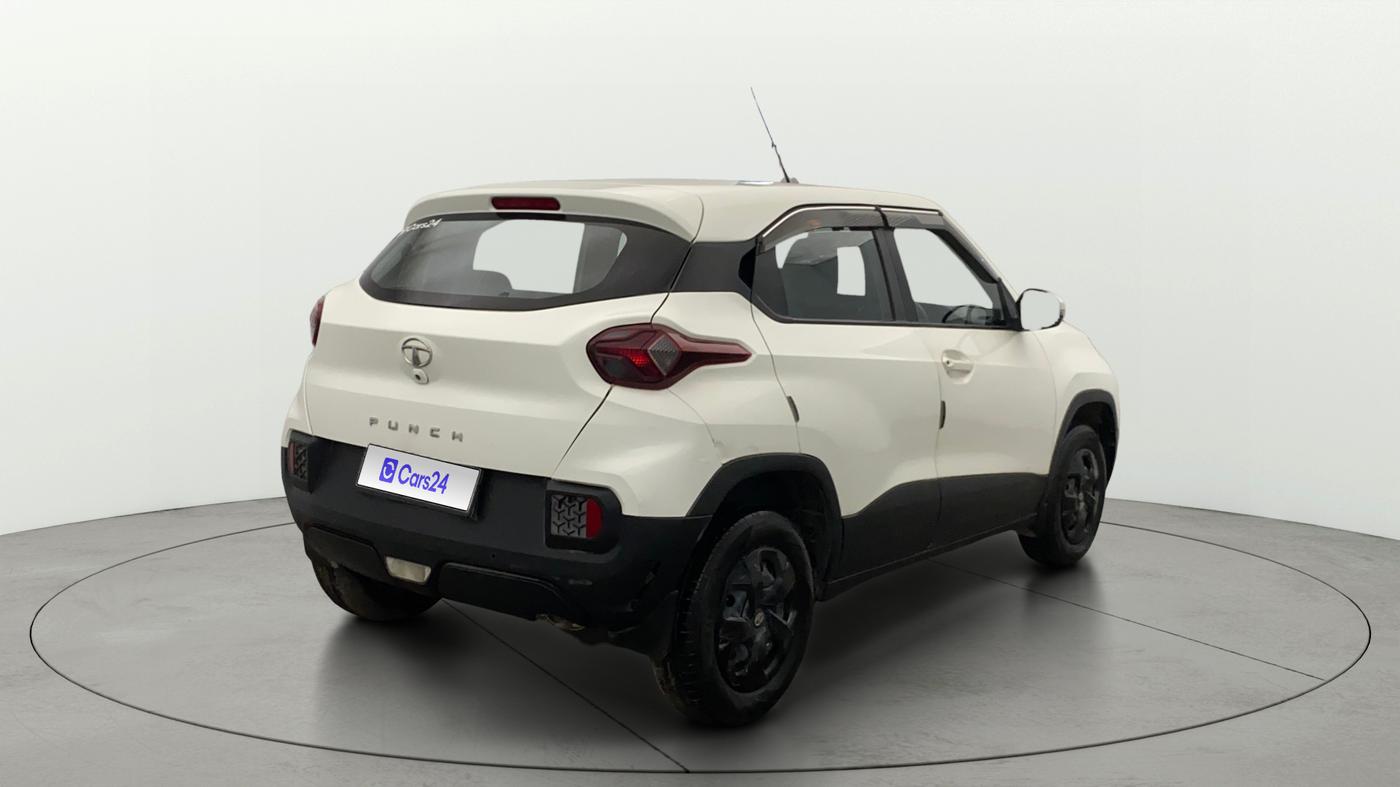 2022 Tata PUNCH ADVENTURE MT, Petrol, Manual, 1,47,605 km, Right Back Diagonal