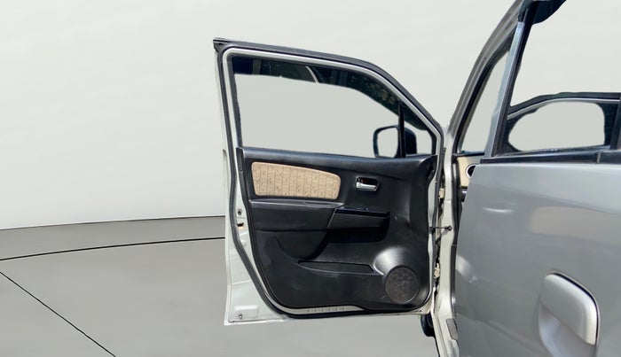 2017 Maruti Wagon R 1.0 VXI, Petrol, Manual, 75,895 km, LHS Front Door