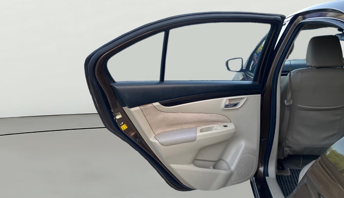 2016 Maruti Ciaz VXI+, Petrol, Manual, 1,06,270 km, LHS Rear Door