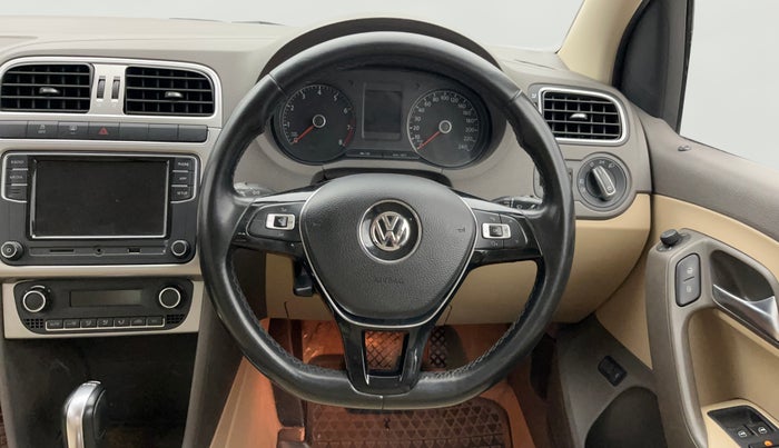 2017 Volkswagen Vento 1.2 TSI HIGHLINE PLUS AT, Petrol, Automatic, 43,250 km, Steering Wheel Close Up