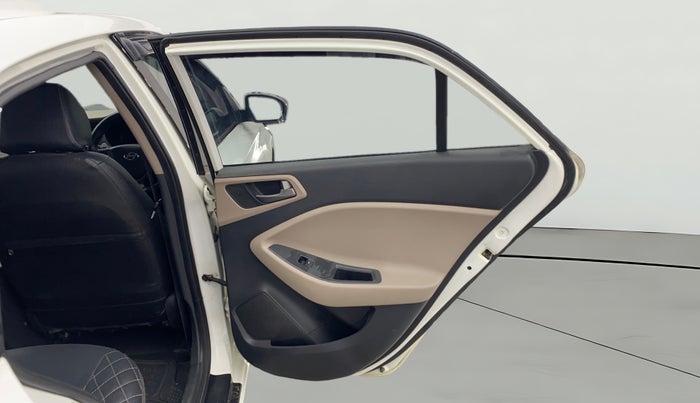 2016 Hyundai Elite i20 SPORTZ 1.2, Petrol, Manual, 1,15,037 km, RHS Rear Door