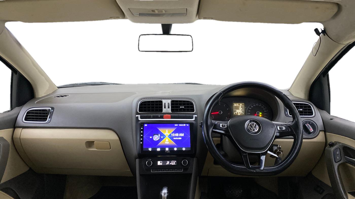 2015 Volkswagen Vento HIGHLINE PETROL AT, Petrol, Automatic, 20,273 km, Dashboard