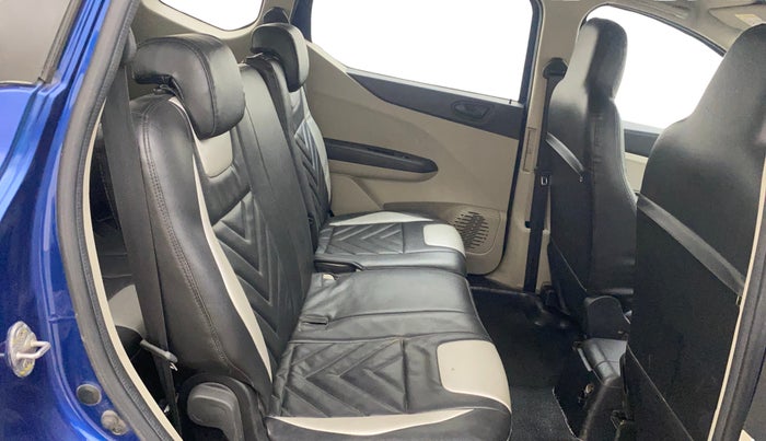 2020 Renault TRIBER RXT AMT, Petrol, Automatic, 31,686 km, Right Side Rear Door Cabin