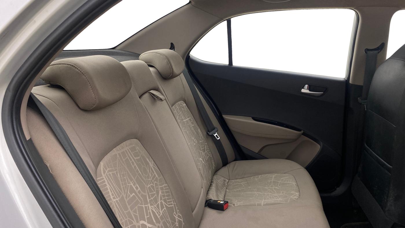 2015 Hyundai Xcent SX AT 1.2 (O), Petrol, Automatic, 19,691 km, Right Side Rear Door Cabin