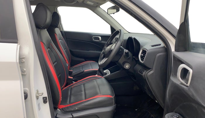 2021 Hyundai VENUE S 1.2, Petrol, Manual, 68,826 km, Right Side Front Door Cabin