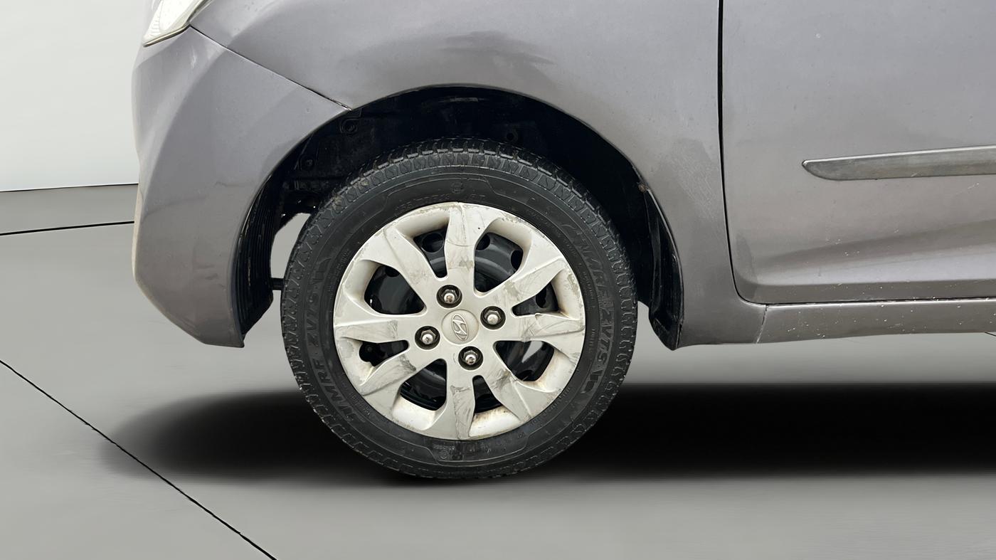 2018 Hyundai Eon MAGNA +, Petrol, Manual, 1,16,115 km, Left Front Wheel