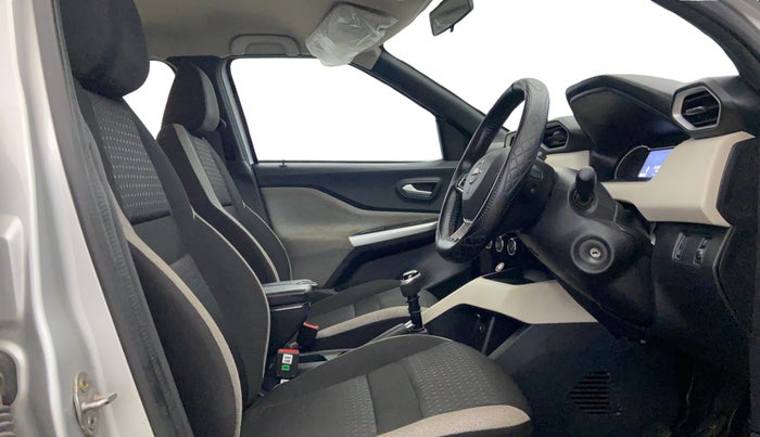 2024 Nissan MAGNITE XL, Petrol, Manual, 10,101 km, Right Side Front Door Cabin
