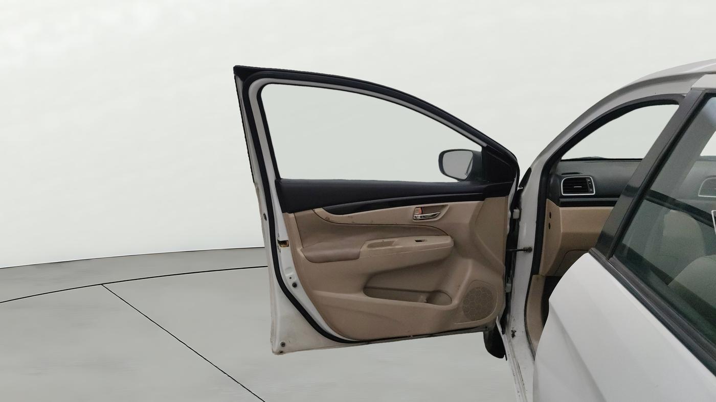 2015 Maruti Ciaz ZXI, Petrol, Manual, 76,102 km, LHS Front Door