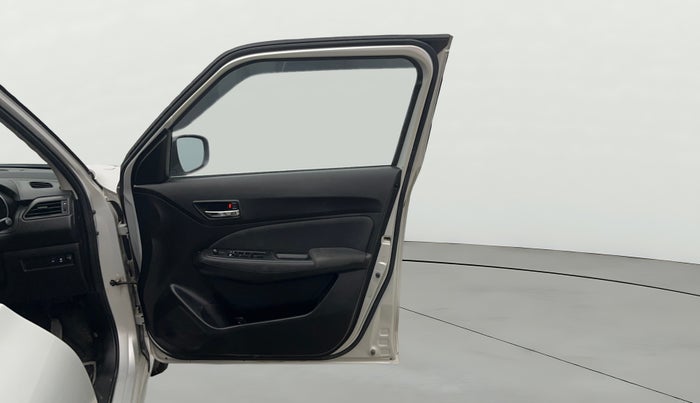 2024 Maruti Swift VXI, Petrol, Manual, 28,064 km, RHS Front Door