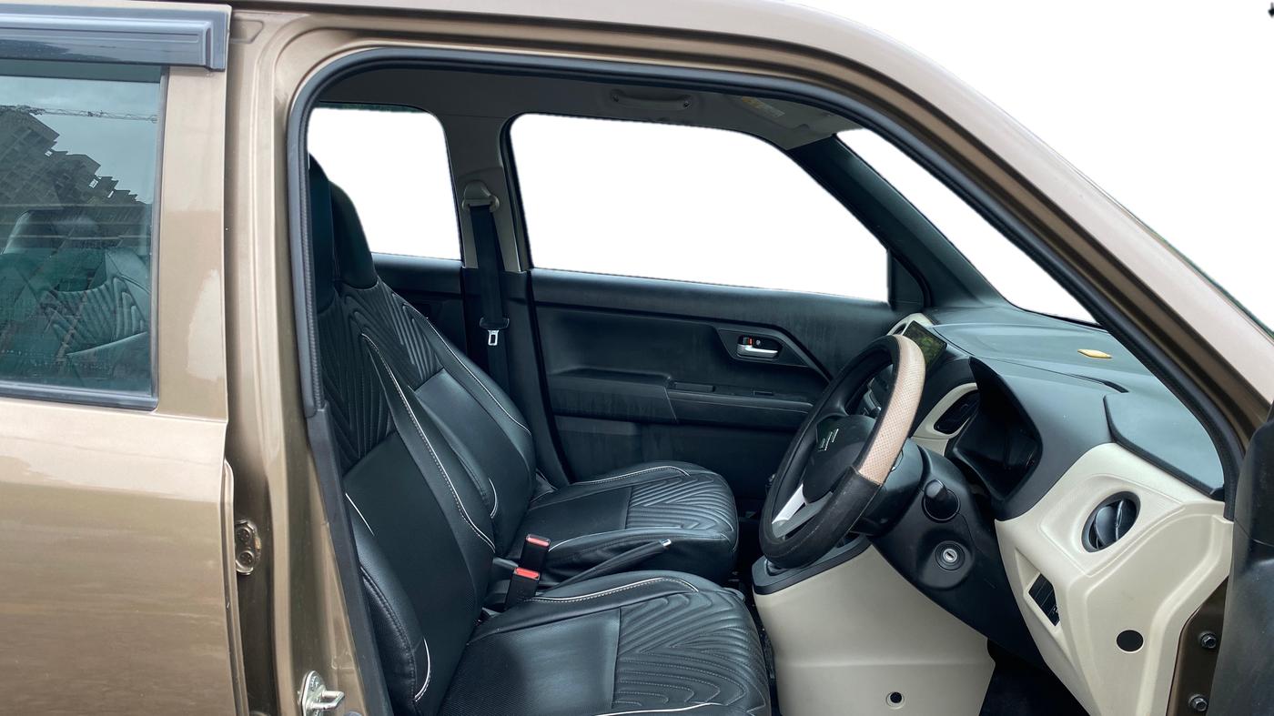 2020 Maruti New Wagon-R VXI (O) 1.0, Petrol, Manual, 15,991 km, Right Side Front Door Cabin