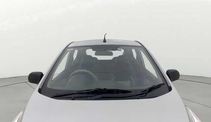 2013 Hyundai Eon MAGNA +, CNG, Manual, 1,12,704 km, Front Windshield