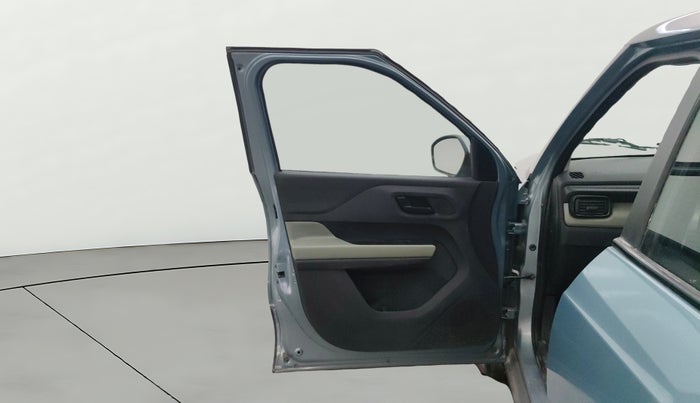 2023 Tata PUNCH ADVENTURE AMT, Petrol, Automatic, 25,116 km, LHS Front Door