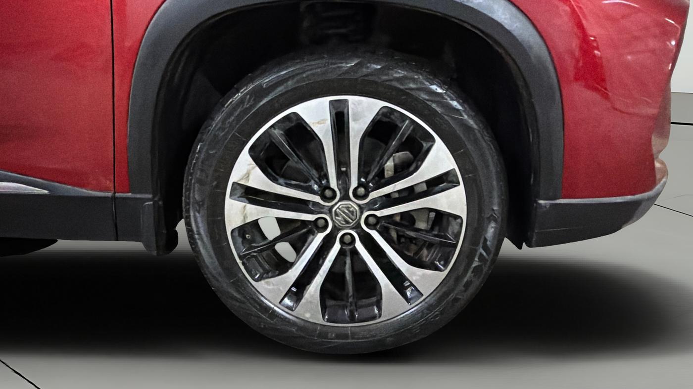 2022 MG HECTOR PLUS SHARP 2.0 DIESEL TURBO MT 6-STR, Diesel, Manual, 70,691 km, Right Front Wheel