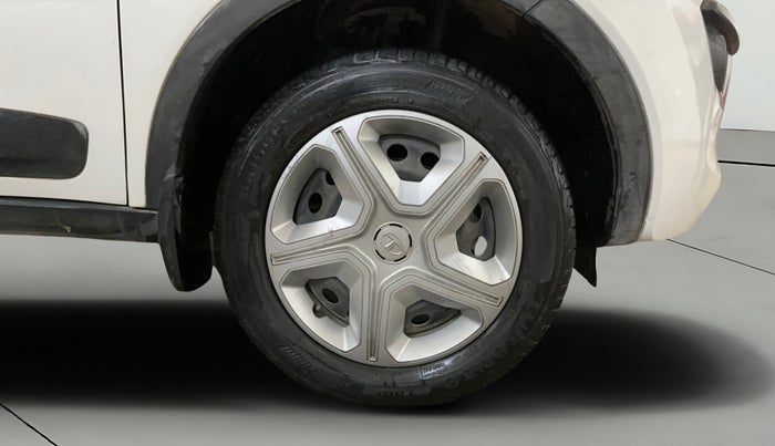 2020 Tata NEXON XM PETROL, Petrol, Manual, 56,882 km, Right Front Wheel