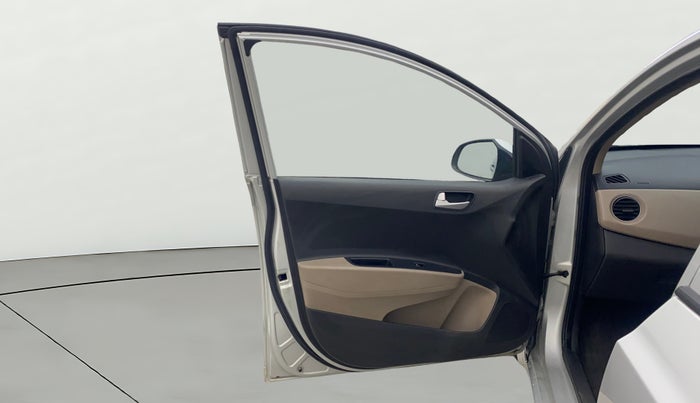 2018 Hyundai Grand i10 SPORTZ AT 1.2 KAPPA VTVT, Petrol, Automatic, 61,118 km, LHS Front Door