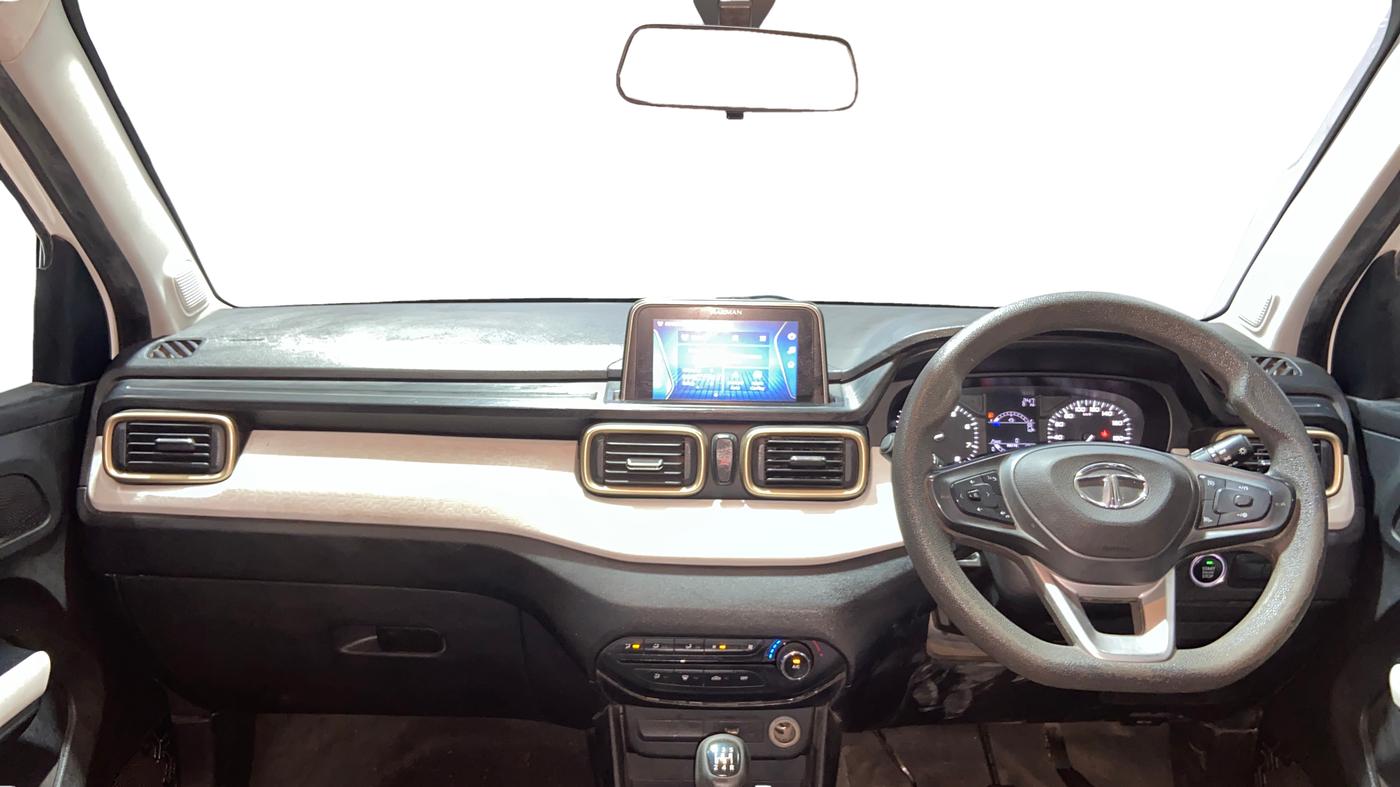 2021 Tata PUNCH ACCOMPLISHED MT, Petrol, Manual, 63,980 km, Dashboard