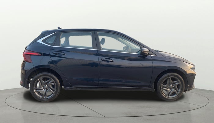 2023 Hyundai NEW I20 SPORTZ 1.2 MT, Petrol, Manual, 39,600 km, Right Side View