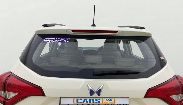 2023 Mahindra XUV300 W8 (O) 1.5 DIESEL AMT, Diesel, Automatic, 90,866 km, Rear Windshield