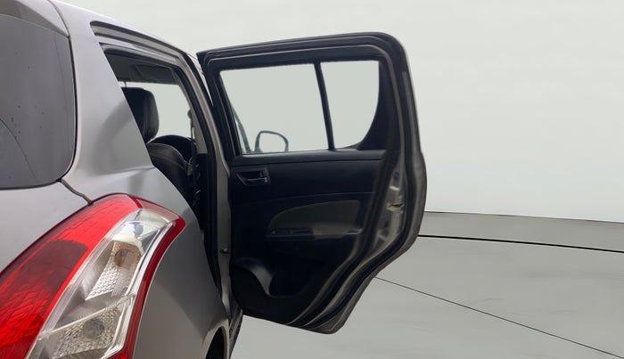 2014 Maruti Swift VDI, Diesel, Manual, 1,22,200 km, RHS Rear Door