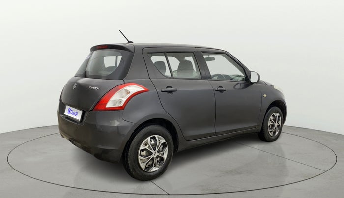 2017 Maruti Swift LXI (O), CNG, Manual, 1,08,799 km, Right Back Diagonal