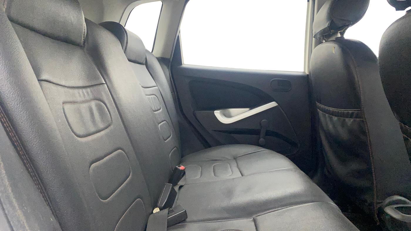 2014 Ford Figo TITANIUM 1.2 PETROL, Petrol, Manual, 54,003 km, Right Side Rear Door Cabin