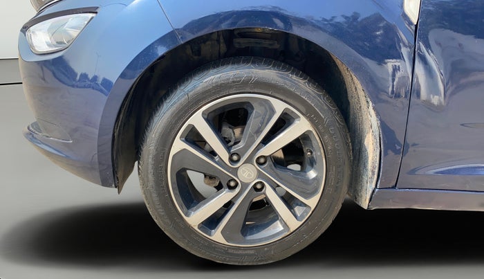 2023 Tata ALTROZ XZ + SUNROOF, Petrol, Manual, 37,220 km, Left Front Wheel